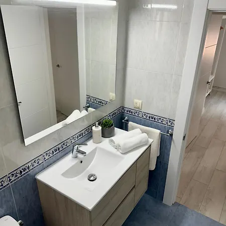 Cozy Flat 5 Mins From The Apartmán Gijón