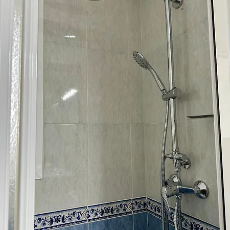 Cozy Flat 5 Mins From The Apartmán Gijón