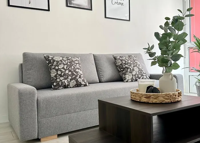 Lejlighed Cozy Flat 5 Mins From The *