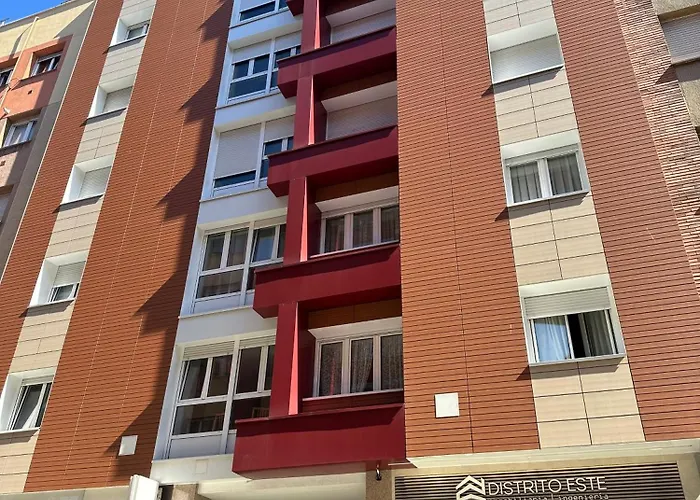 Lejlighed Cozy Flat 5 Mins From The *